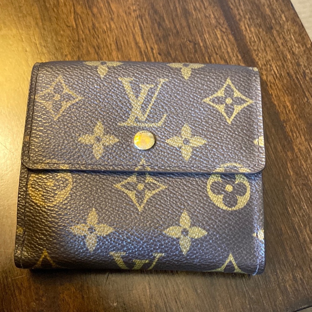 Louis Vuitton - Elise Wallet